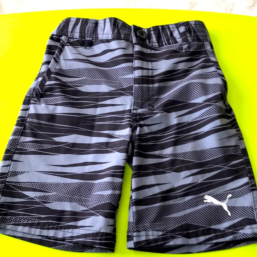 Boys PUMA shorts - size 5